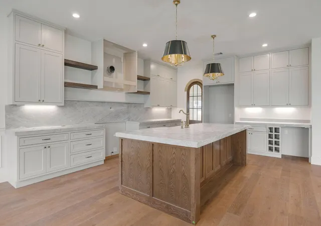 1st image of 1726 Saxon Dr, Houston, TX 77018 | MLS# 49406063