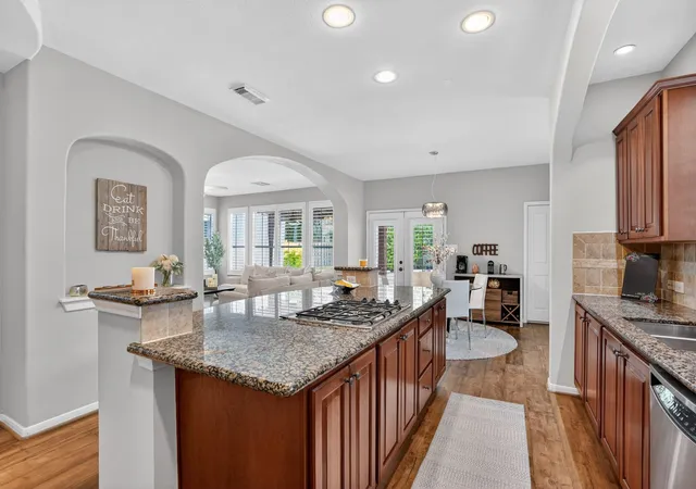 5th image of 42 Crisp Morning Cir, Spring, TX 77382 | MLS# 96561738