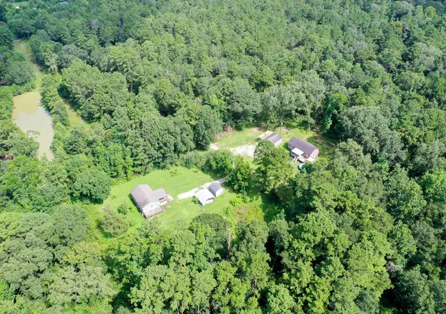 3rd image of 31496 Bohlssen Rd, New Caney, TX 77357 | MLS# 18825762