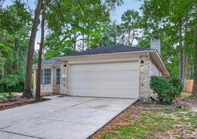 Photo 3 of Single family home for sale at 3 Steep Trl Pl, Conroe, TX 77385 | MLS# 76358238 | Listing updated on 2026-08-13