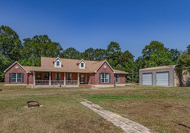 Photo 3 of Single family home for sale at 2480 Fm 2610, Livingston, TX 77351 | MLS# 54518758 | Listing updated on 2026-08-30