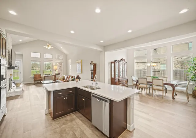 5th image of 3514 Colorado Bend Dr, Katy, TX 77494 | MLS# 56054821