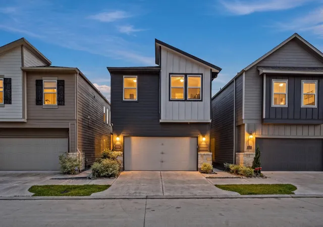 Photo 2 of Single family home for sale at 14819 Silent Gulf Ave, Houston, TX 77082 | MLS# 84839323 | Listing updated on 2026-08-14