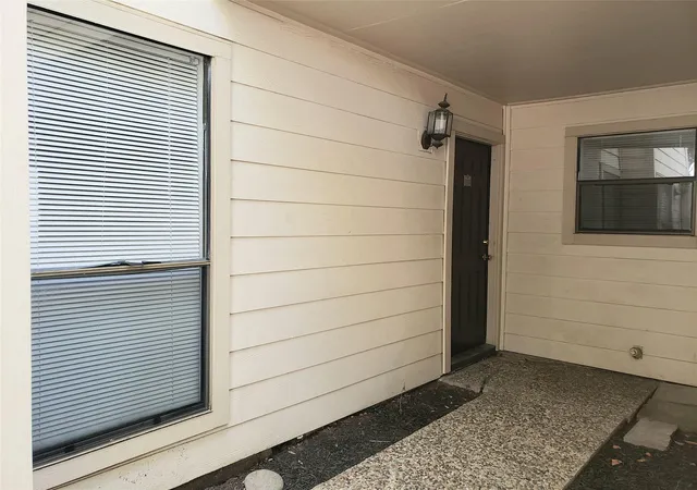 Photo 2 of Condo for sale at 2277 S Kirkwood Rd #1115, Houston, TX 77077 | MLS# 22344578 | Listing updated on 2026-08-13