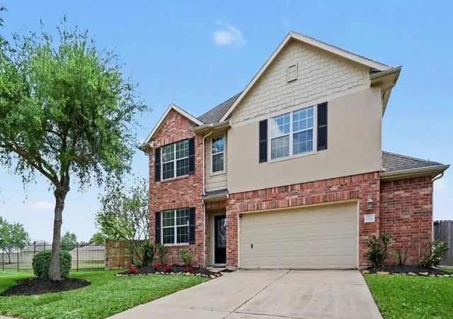 Photo 1 of Single family home for sale at 9719 Opal Rock Dr, Rosharon, TX 77583 | MLS# 35594232 | Listing updated on 2026-08-13