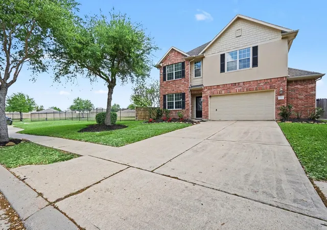 Photo 30 of Single family home for sale at 9719 Opal Rock Dr, Rosharon, TX 77583 | MLS# 35594232 | Listing updated on 2026-08-13