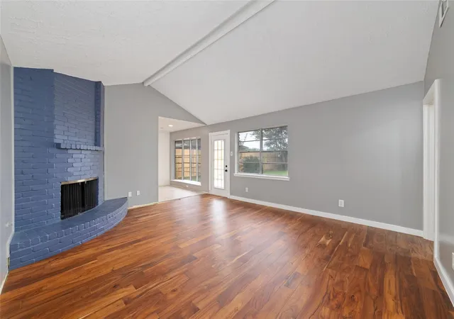 Photo 4 of Single family home for sale at 11415 Brk Meadows Ln, Meadows Place, TX 77477 | MLS# 89383313 | Listing updated on 2026-09-27