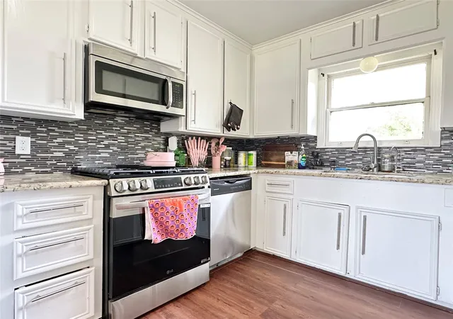 4th image of 13222 Emporia St, Houston, TX 77015 | MLS# 5210119