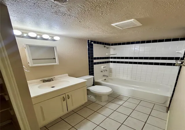 Photo 17 of Sale Pending at 17523 Fieldglen Dr, Houston, TX 77084 | MLS# 31474938 | Listing updated on 2026-09-10