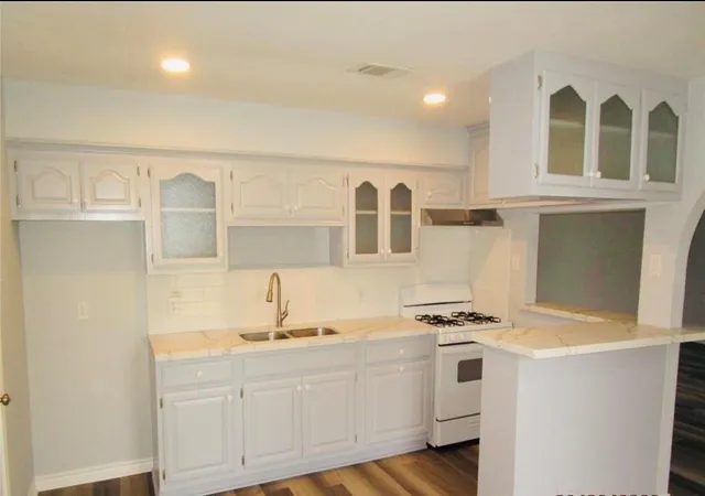 Photo 3 of Single family home for sale at 1109 N Avenue, Freeport, TX 77541 | MLS# 83952909 | Listing updated on 2026-09-17