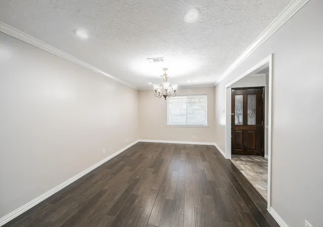 Photo 3 of Single family home for sale at 9517 Truscon Dr, Houston, TX 77080 | MLS# 37598708 | Listing updated on 2026-09-12