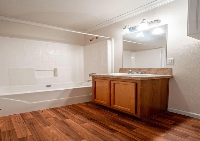 Photo 3 of Single family home for sale at 635 8th Street, Dickinson, TX 77539 | MLS# 73945342 | Listing updated on 2026-08-11