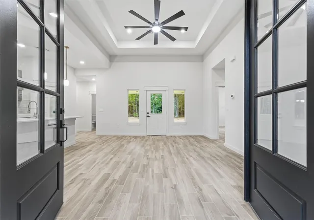 Photo 3 of Single family home for sale at 16701 Ardmore St, Conroe, TX 77302 | MLS# 10545742 | Listing updated on 2026-09-09