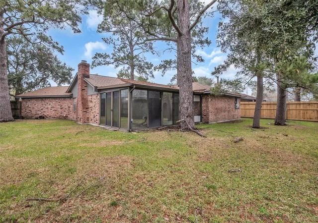 17th image of 10002 Pinehurst St, Baytown, TX 77521 | MLS# 91600068