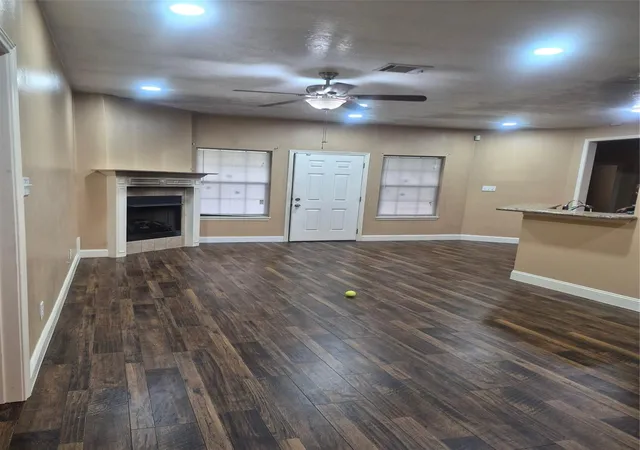 3rd image of 8161 Snowden St, Houston, TX 77028 | MLS# 29428512