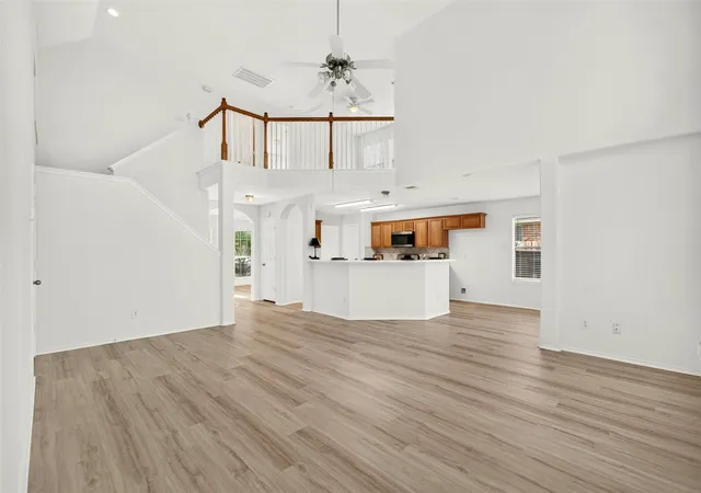 Photo 3 of Single family home for sale at 7235 Glacier Crk Dr, Houston, TX 77083 | MLS# 70996850 | Listing updated on 2026-08-16