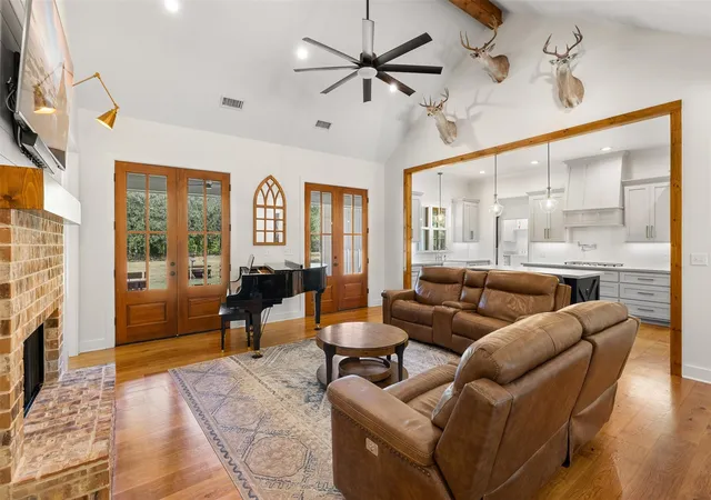 5th image of 526 Piney Creek Rd, La Grange, TX 78945 | MLS# 91414164