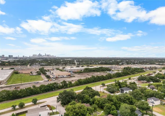 36th image of 7901 Grandview St, Houston, TX 77051 | MLS# 63223534