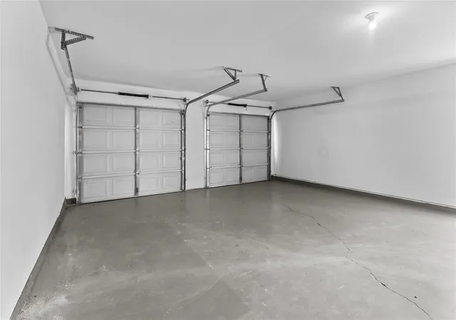 Photo 3 of Single family home for sale at 7 Richards Cts, La Marque, TX 77568 | MLS# 29043743 | Listing updated on 2026-08-14