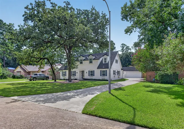 Photo 4 of Single family home for sale at 6527 Apple Valley Ln, Houston, TX 77069 | MLS# 77785971 | Listing updated on 2026-09-04