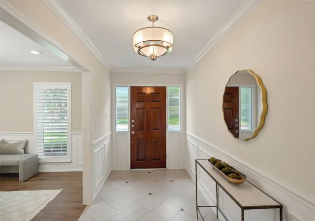2nd image of 14907 Kimberley Ln, Houston, TX 77079 | MLS# 4730739