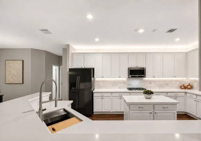Photo 4 of Single family home for sale at 2315 Centerbrook Ln, Katy, TX 77450 | MLS# 85176447 | Listing updated on 2026-09-18
