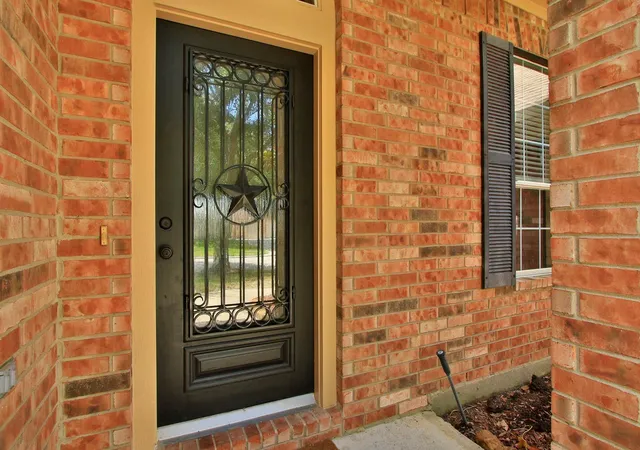 4th image of 2914 Silverwood Park Ln, Spring, TX 77386 | MLS# 60085095
