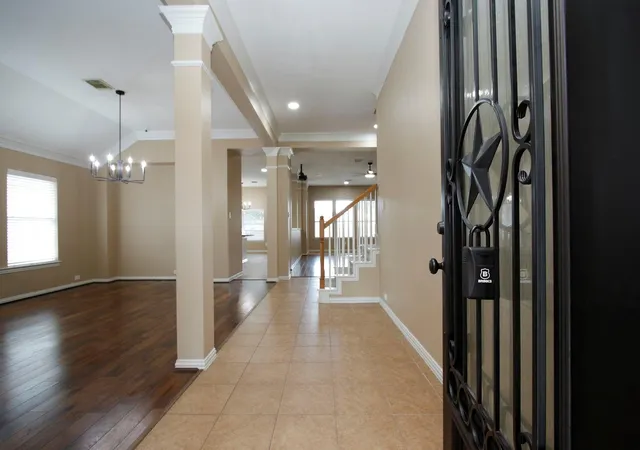 5th image of 2914 Silverwood Park Ln, Spring, TX 77386 | MLS# 60085095