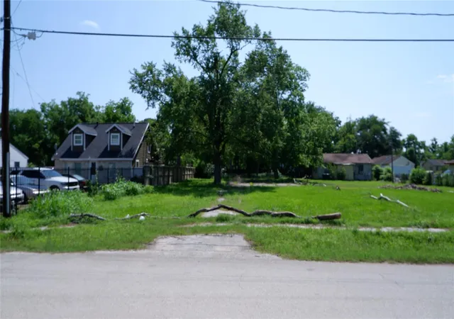 2nd image of 4010 Wipprecht St, Houston, TX 77026 | MLS# 29197056