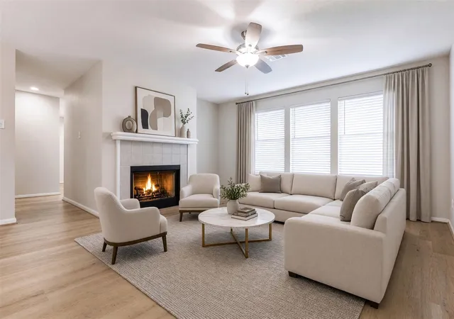 Photo 3 of Single family home for sale at 15819 Contender Ln, Friendswood, TX 77546 | MLS# 92660747 | Listing updated on 2026-09-14