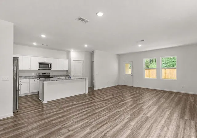4th image of 3201 Captain'S Grove, Dickinson, TX 77539 | MLS# 7176003