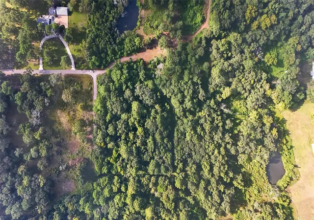 Photo 3 of Land for sale at Tract 136 Garden W, Conroe, TX 77304 | MLS# 10384364 | Listing updated on 2026-08-17