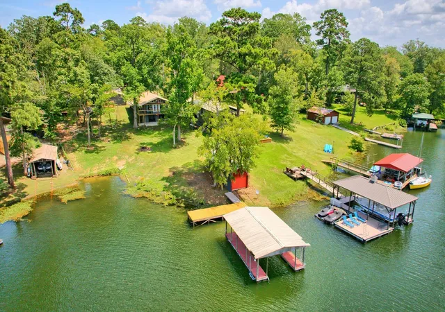 4th image of 573 Hickory Hill Dr, Burkeville, TX 75932 | MLS# 73483987