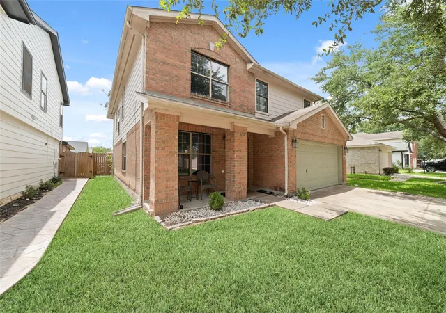 Photo 3 of Single family home for sale at 21119 Allenham Ln, Humble, TX 77338 | MLS# 80059895 | Listing updated on 2026-08-13