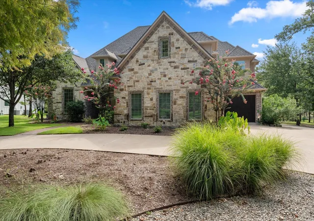 3rd image of 940 Private Road 5980, Yantis, TX 75497 | MLS# 69734132