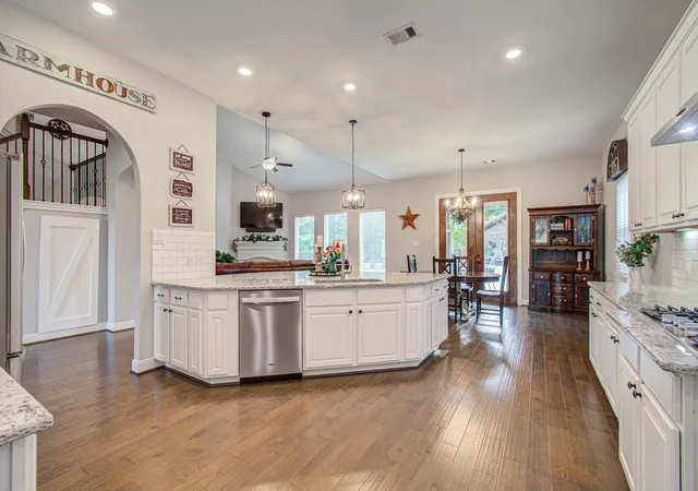 5th image of 167 Magnolia Reserve Loop, Magnolia, TX 77354 | MLS# 3471476