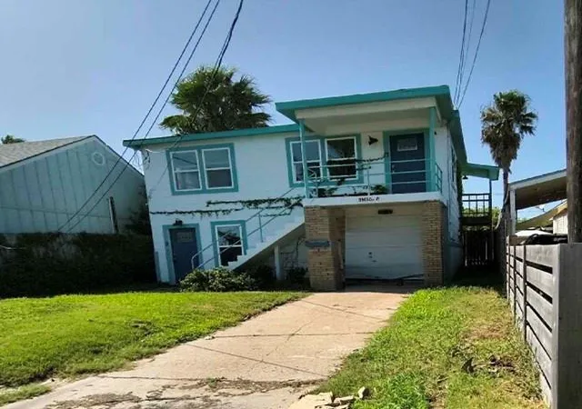 Photo 2 of Single family home for sale at 5918 Ave R, Galveston, TX 77551 | MLS# 72001632 | Listing updated on 2026-08-14