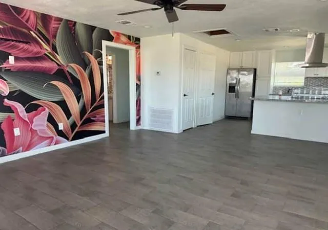 Photo 3 of Single family home for sale at 5918 Ave R, Galveston, TX 77551 | MLS# 72001632 | Listing updated on 2026-08-14