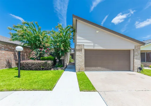 1st image of 6339 Briar Terrace Dr, Houston, TX 77072 | MLS# 62952896