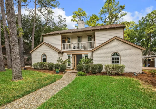Photo 1 of Single family home for sale at 5210 Three Oaks Cir, Houston, TX 77069 | MLS# 22182334 | Listing updated on 2026-09-02