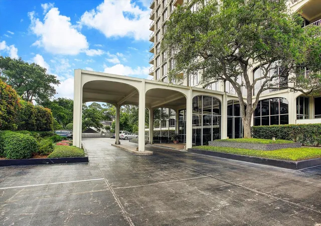 19th image of 3711 San Felipe St #2ACE, Houston, TX 77027 | MLS# 34566496