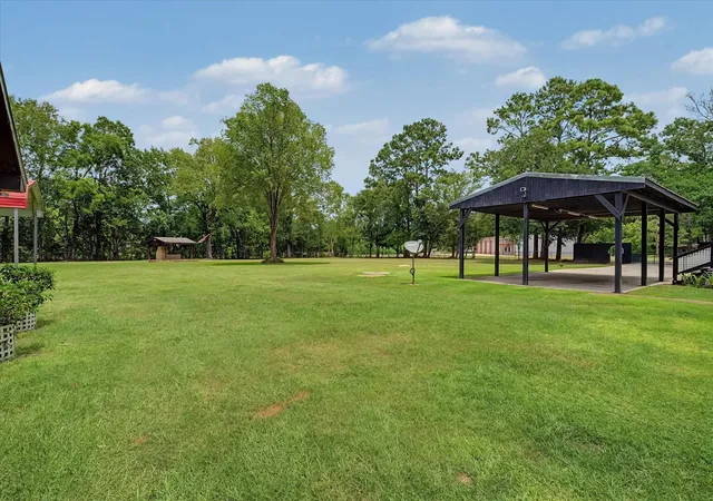 Photo 4 of Single family home for sale at 527 Number 9 Rd, Wallisville, TX 77597 | MLS# 5624276 | Listing updated on 2026-09-04