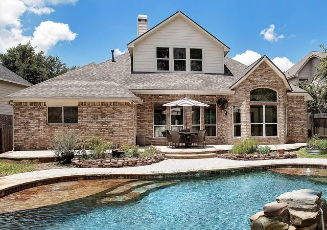 2nd image of 14 Cordella, Spring, TX 77382 | MLS# 75561841