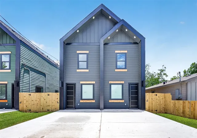 1st image of 7836 Nashville St Unit A/b St, Houston, TX 77028 | MLS# 26174398