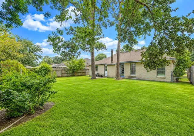 31st image of 15107 Mcconn St, Webster, TX 77598 | MLS# 87132764