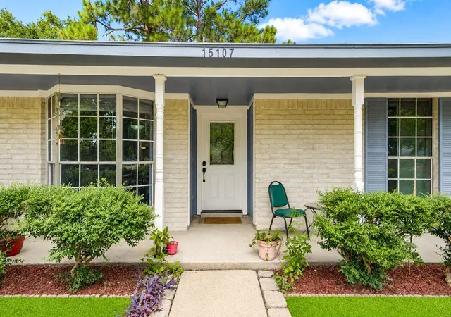 3rd image of 15107 Mcconn St, Webster, TX 77598 | MLS# 87132764