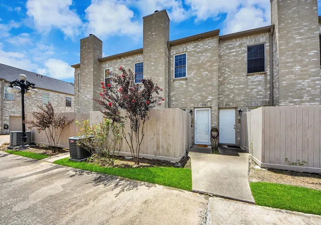 2nd image of 2908 Holly Hall St, Houston, TX 77054