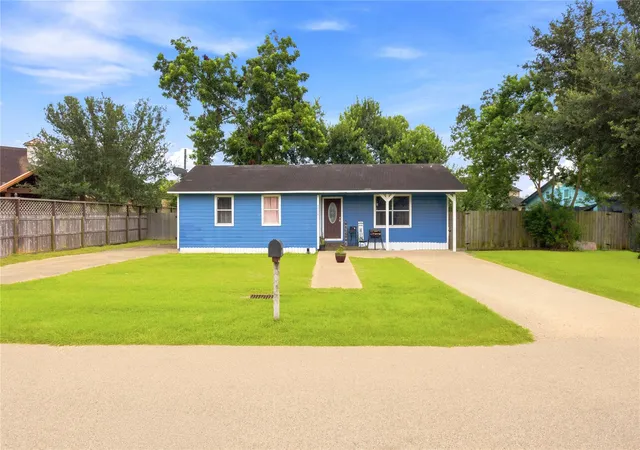 1st image of 9326 Montgomery Ln, La Porte, TX 77571 | MLS# 4479893