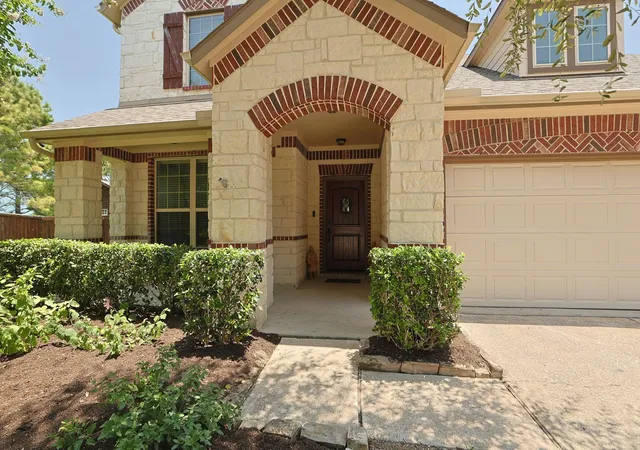 Photo 3 of Single family home for sale at 10546 Hartfield Blf Ln, Cypress, TX 77433 | MLS# 12442541 | Listing updated on 2026-09-19