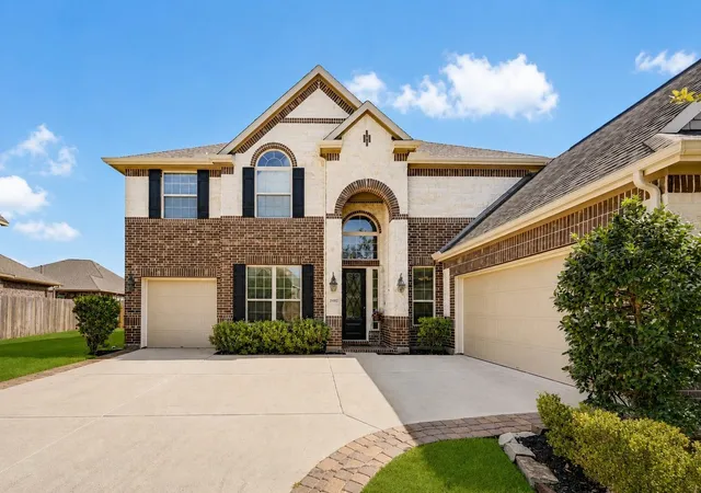 Photo 1 of Sale Pending at 25302 Hillside Meadow Dr, Spring, TX 77389 | MLS# 31893410 | Listing updated on 2026-08-24